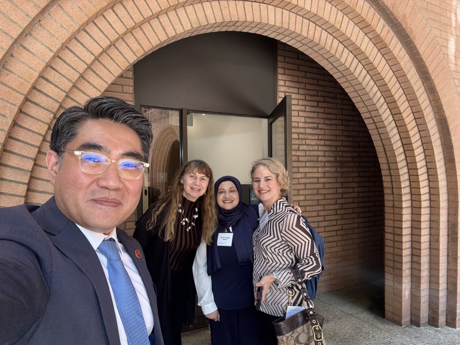 Dr. Momotaz Begum Gives Talk at USC